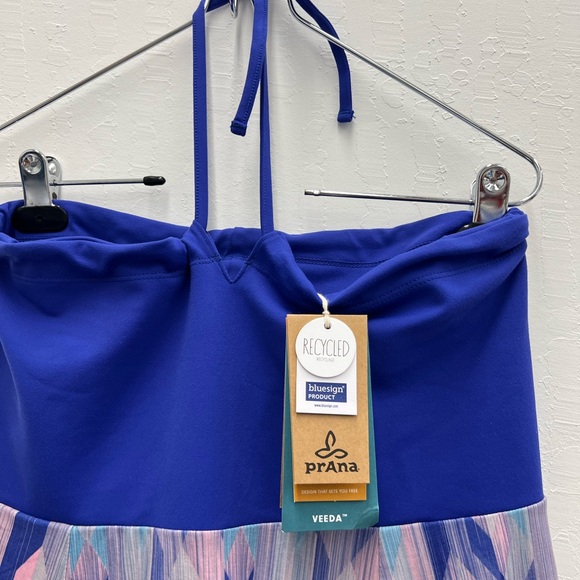 Beautiful convertible PRANA dress - Picture 6 of 8